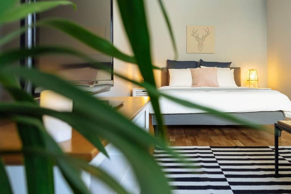 Good Vibes Central Apartment Bukarest Kültér fotó