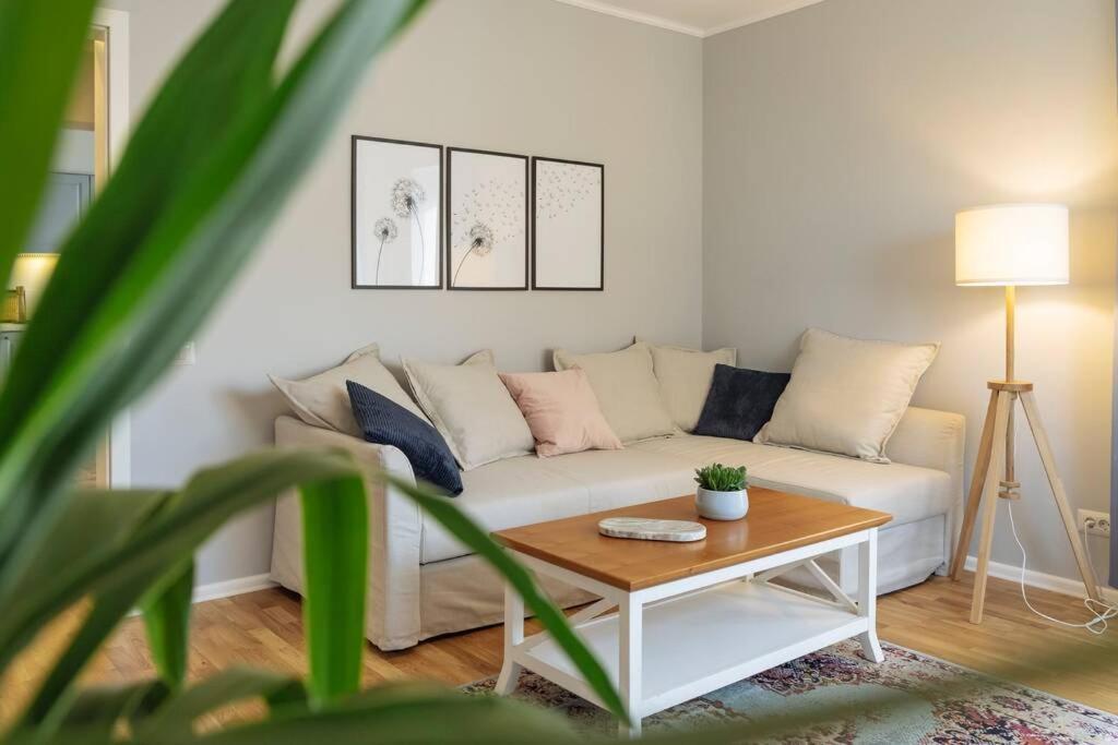 Good Vibes Central Apartment Bukarest Kültér fotó